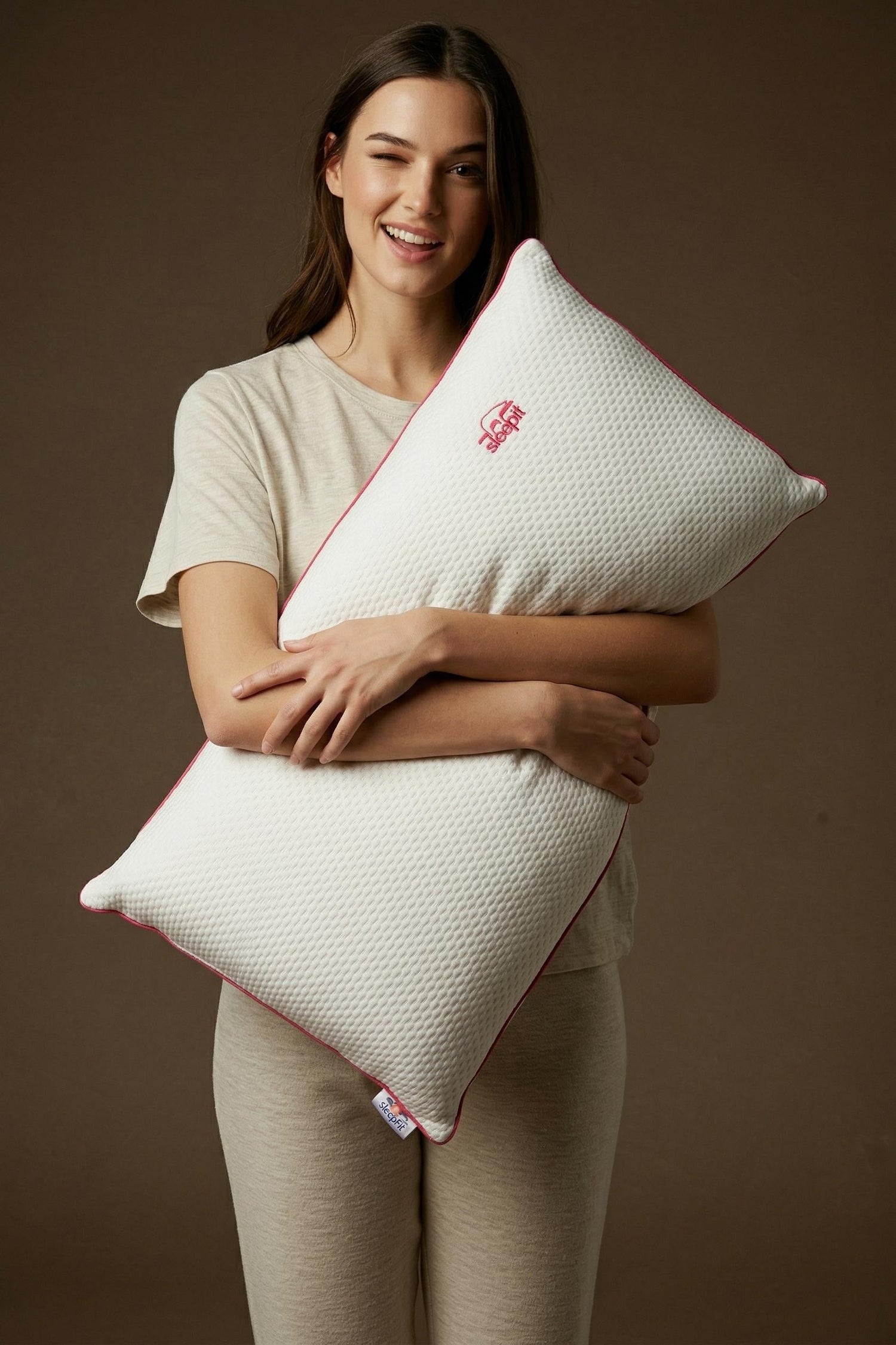 Ergonomic Pillow or Classic Pillow: What’s the Difference for the Neck?