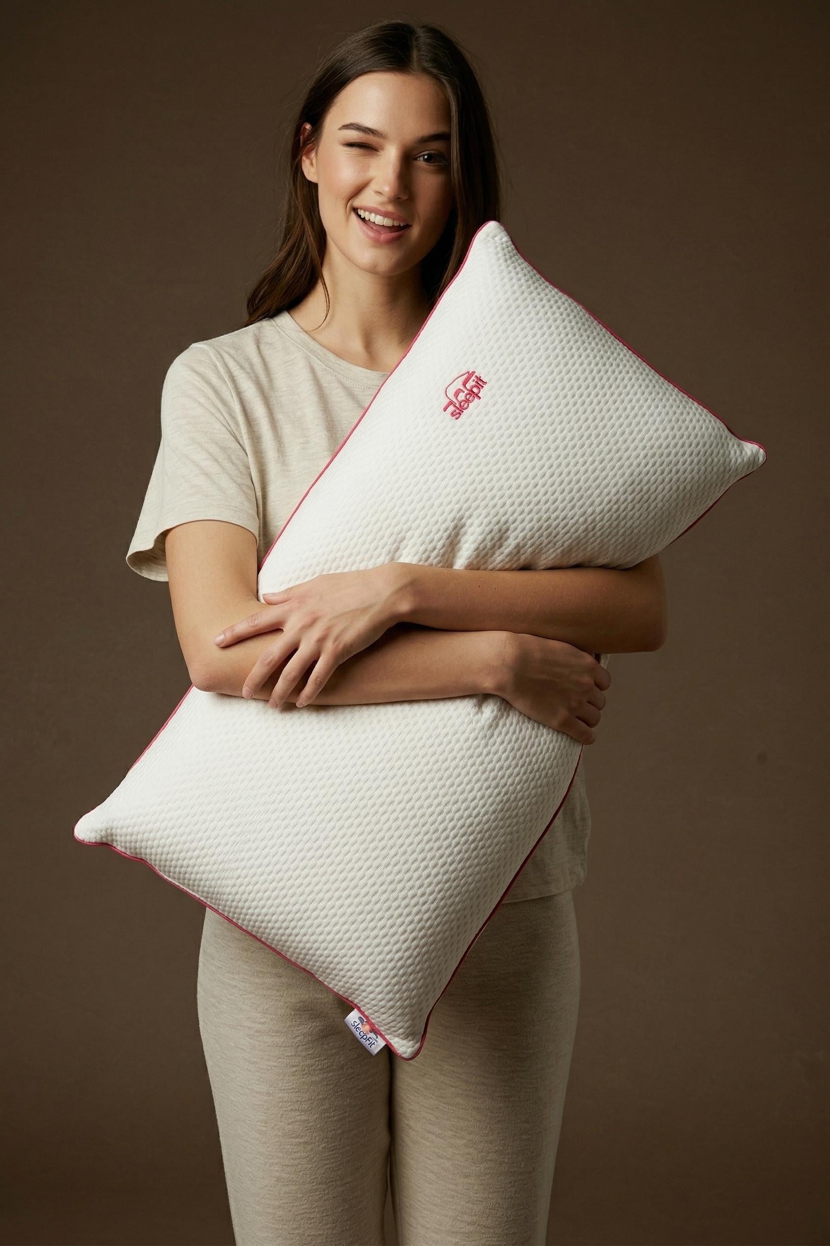Ergonomic Pillow or Classic Pillow: What’s the Difference for the Neck?